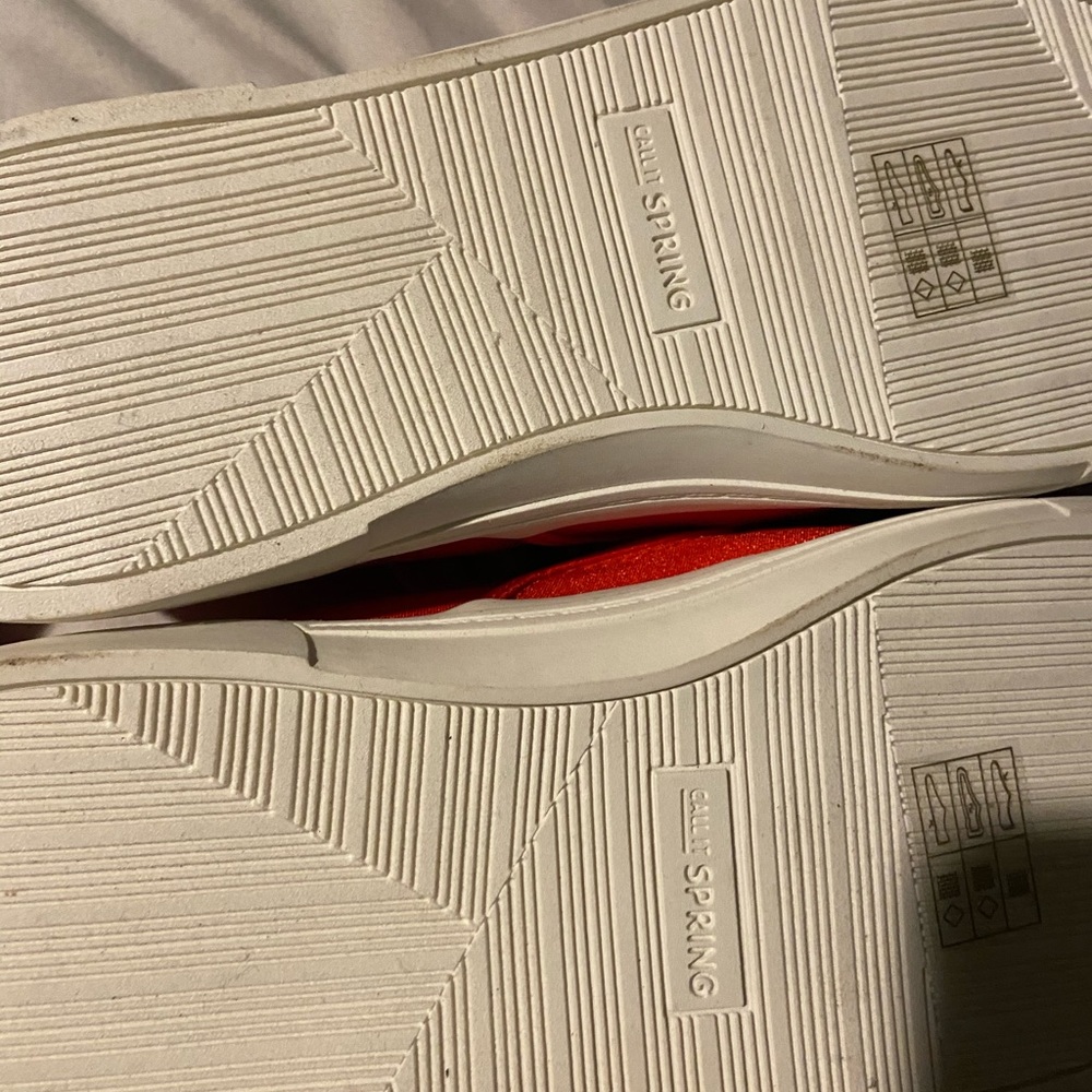 Shoes - Picture 4 of 4